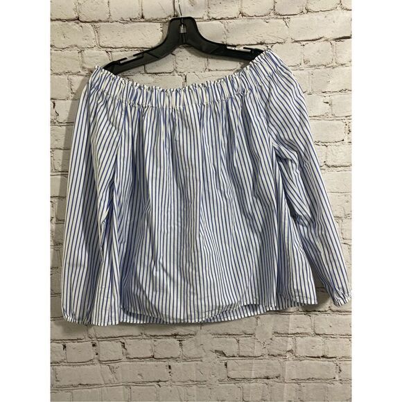 Gap woman’s top size XS - Picture 2 of 7